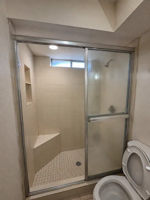 Bathroom before remodeling by Menjivar